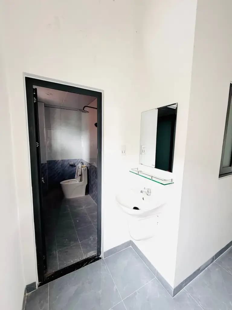 Main-Chủ ngộp bán nhà gác lửng 2 mặt tiền sổ riêng ngay cây xăng 75 đường Đồng Khởi giá rẻ-5