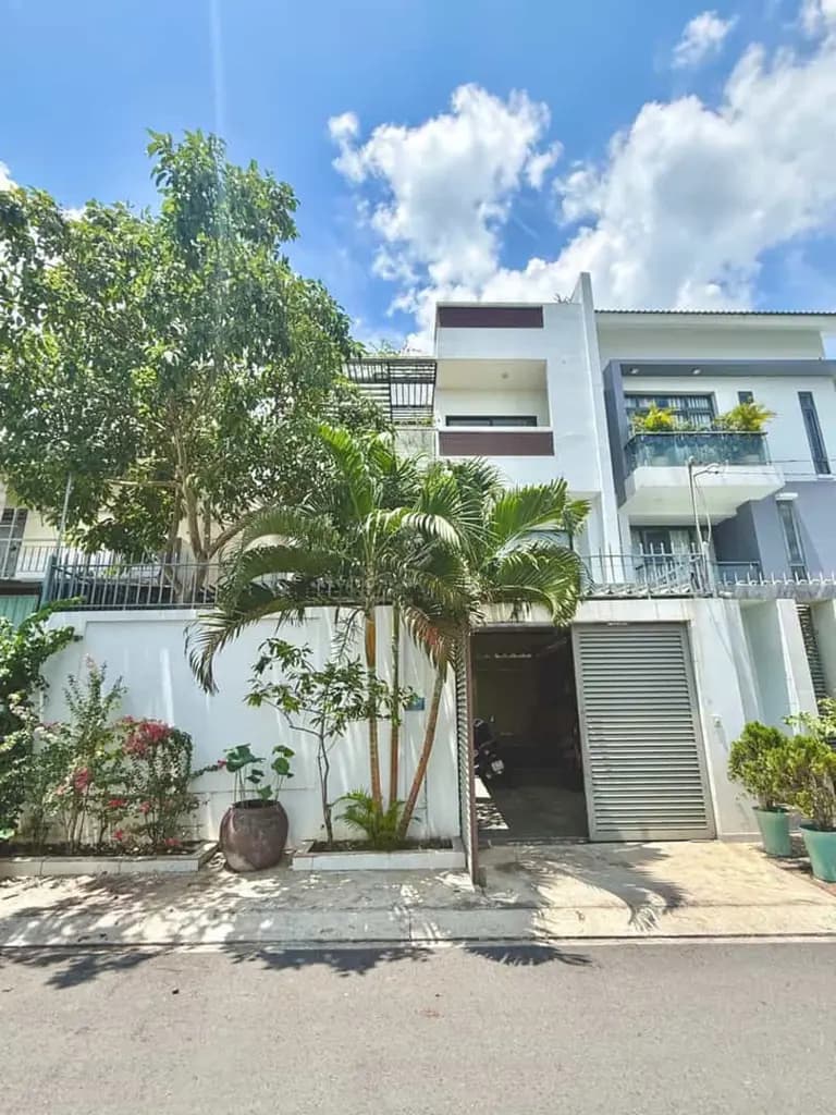 Main-CHỦ BÁN GẤP!! GIẢM TỚI 1.5 TỶ - BIỆT THỰ 4 TẦNG SAU GIGAMALL PHẠM VĂN ĐỒNG-4