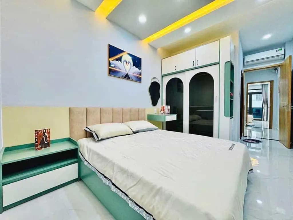 Main-Cực hót , DT 47m2 , 3 Tỷ 920 có ngay nhà Nguyễn Bậc P3 Tân Bình với 4 Phòng Ngủ-1