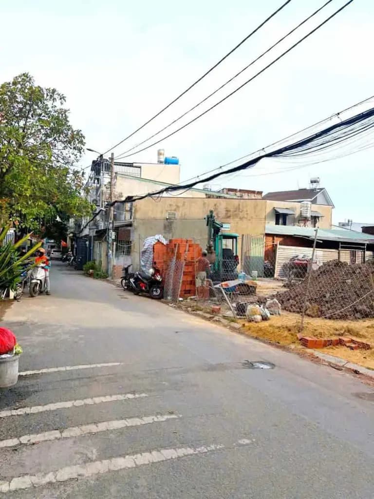 Main-Bán lô góc xã Bà Điểm, 5,54x20m hậu 6, MT đường nhựa gần chợ Đại hải, giá 4,5 Tỷ-2