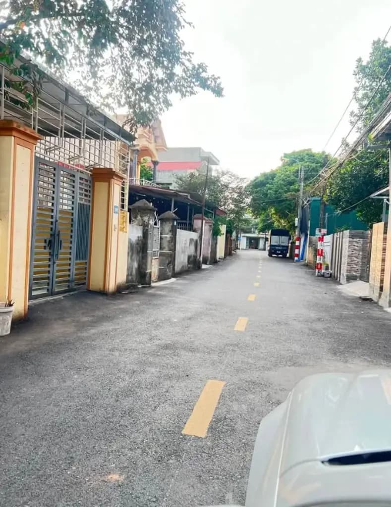 Bán Đất 100m2 có sẵn 100 m2 thổ cư giá 1.6 tỷ tại Phường Xuân Khanh Thị xã Sơn Tây Hà Nội