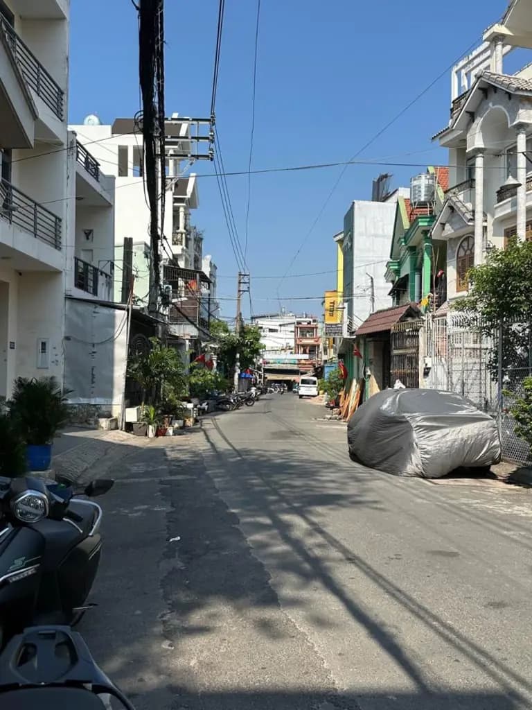 Bán nhà bình tân hẻm xe hơi 10m ngay gò xoài - 143m2 - ngang gần 8m giá chỉ 12 tỷ