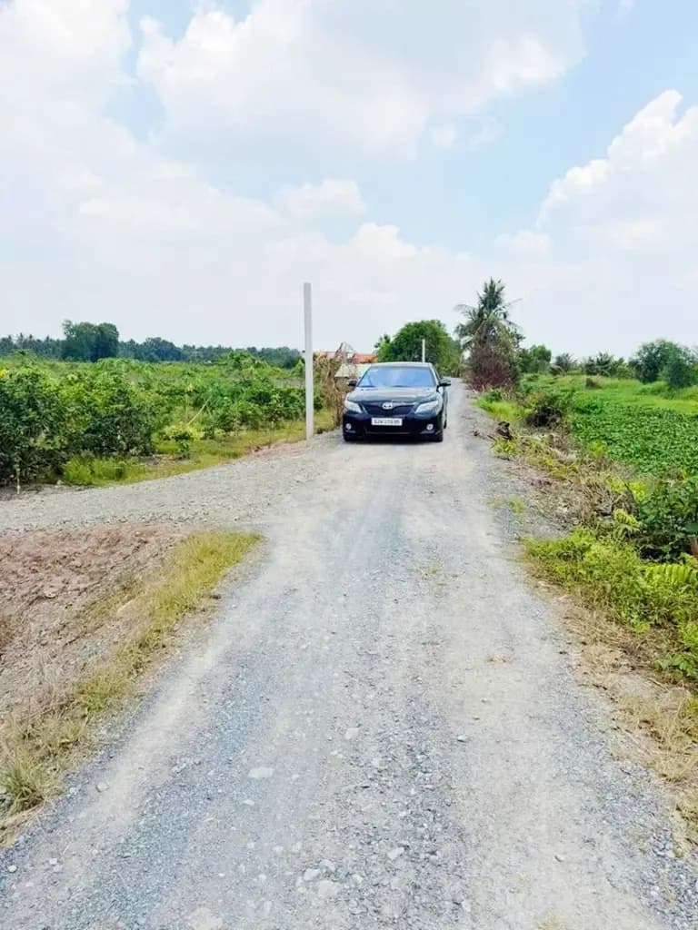 📣📣1000mv đất vườn MT Kênh 899tr - Đường xe tải nhựa - Khu vực đc chuyển thổ Xã Thạnh Hòa Huyện Bến Lức Long An