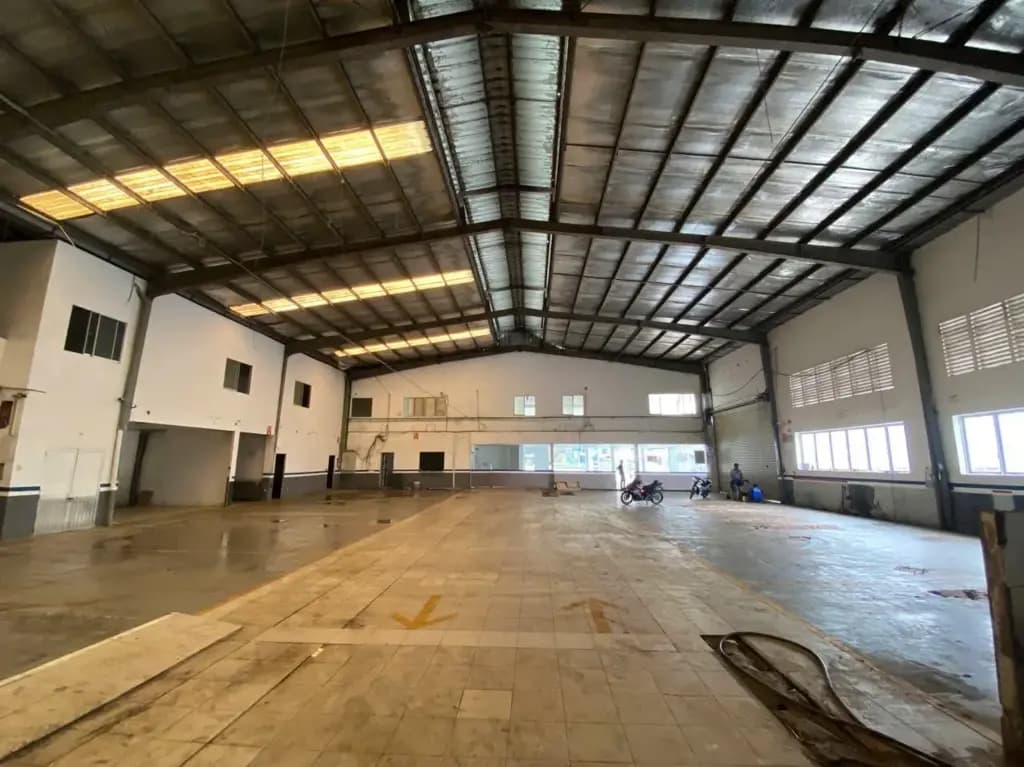 Main-Cho thuê mặt bằng: Cho thuê mặt bằng: Cho thuê Mặt bằng kinh doanh 1440m2 giá 29-1
