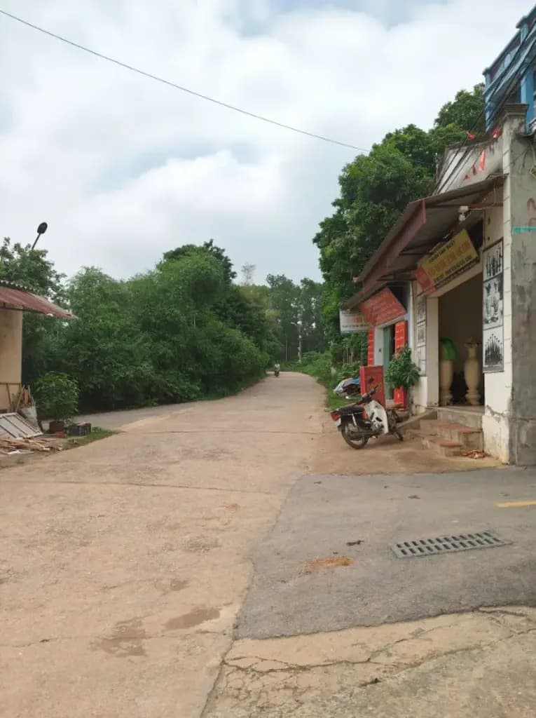 Main-Bán Đất 100m2 có sẵn 100 m2 thổ cư giá 1.6 tỷ tại Phường Xuân Khanh Thị xã Sơn Tây Hà Nội-2