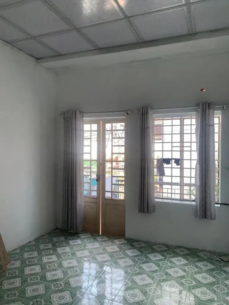 🔥 nhà nhỏ đẹp đông hưng thuận q12 – 2pn – 2 tầng – 30m ra đường xe hơi – sổ hồng riêng