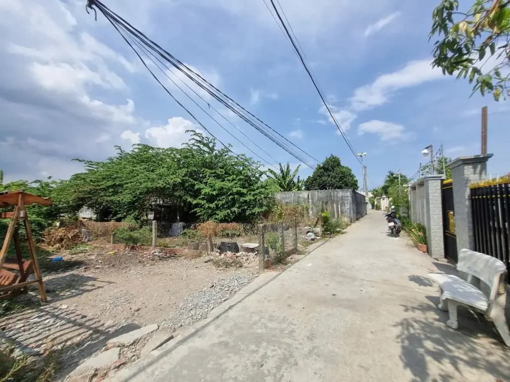 Main-Bán nền đẹp 5.8m (nở hậu 7.5) x 33m ngay thị trấn chợ Cần Đước, Long An, Chỉ 8.5 tr/ m2 Tl, Gọi ngay-1