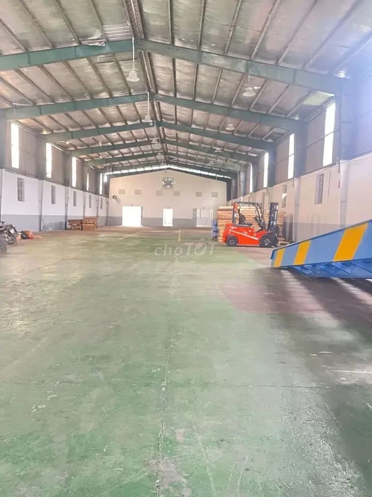 Xưởng Dĩ An đất 1500m xưởng 800m giá 70 triệu xưởng mới