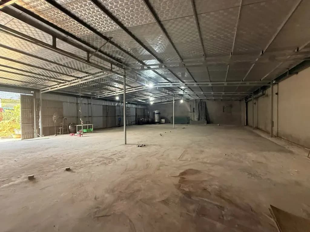 Main-Cho thuê kho tại Bala, Phố Xốm dt 300m2, xe contener đỗ cửa Giá 23 triệu/tháng-3