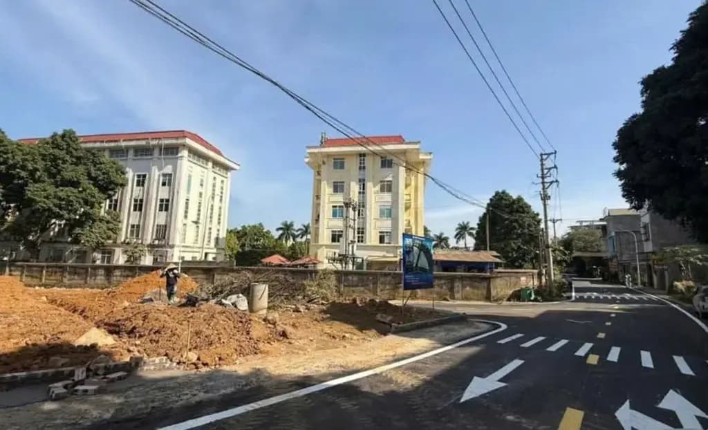 Main-Bán Đất 100m2 có sẵn 100 m2 thổ cư giá 1.6 tỷ tại Xã Hoa Sơn Huyện Ứng Hòa Hà Nội-0