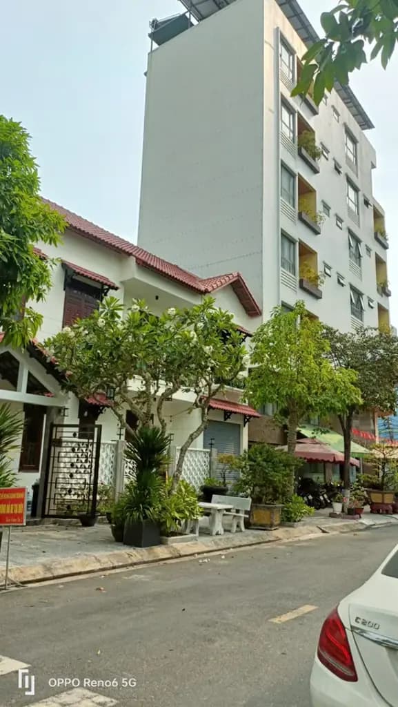 Main-Lô Góc Đất Biển Khu Phố Tây An Thượng Giá 30tỷ . Tặng Thêm căn nhà 3 Tầng . Khu Phố Du lịch Sầm uất . LH 0987.631.499 - Ms Dung - Chị Mập Bán Nhà-1
