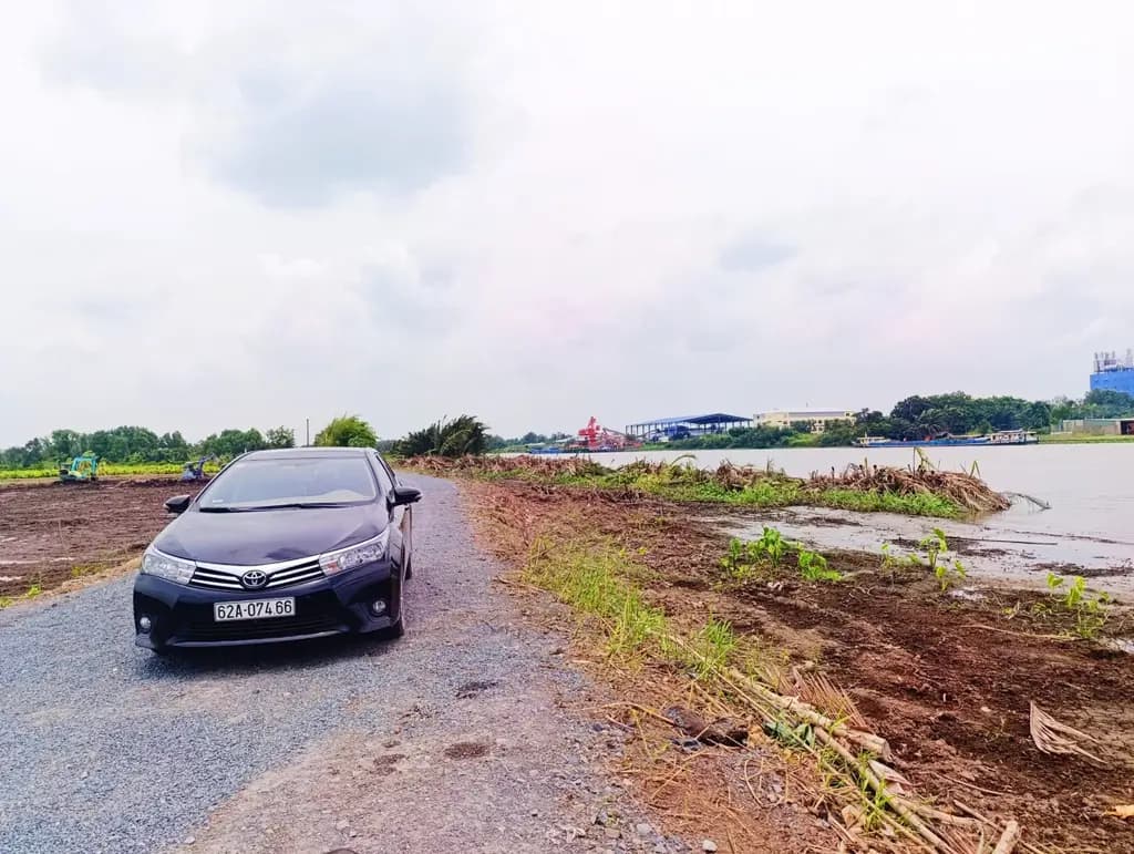 Main-Bán Lô Gốc Đất vườn 2 MT Sông Vàm Cỏ Đông 2570m2 giá 4.2 tỷ tại Xã Thạnh Lợi Huyện Bến Lức Long An-3
