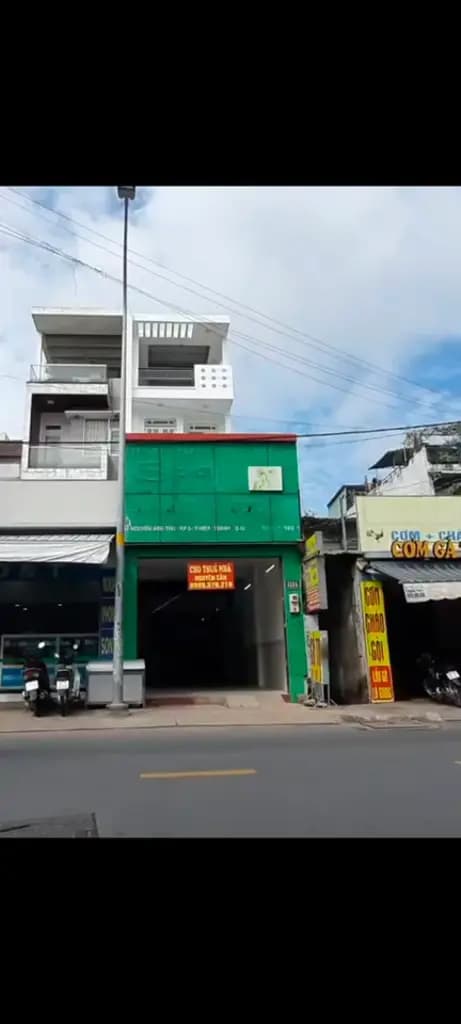 Main-Cho thuê Nhà nguyên căn 300m2 Đường Nguyễn Ảnh Thủ Phường Hiệp Thành Quận 12.-0
