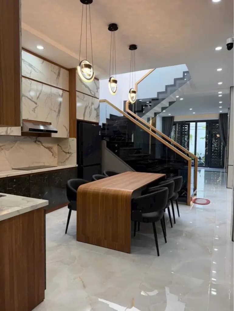Bán nhà tân phú ngay hoà bình 4x18, giáp trung tâm chỉ nhỉnh 8 tỷ