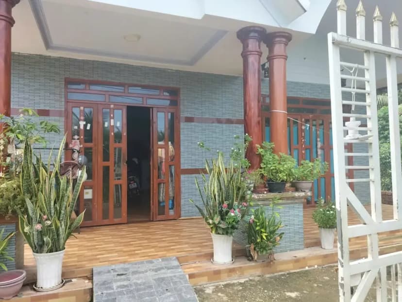 Nhà vườn nguyên căn Tổng diện tích 400m2, diện tích xây nhà 150m2