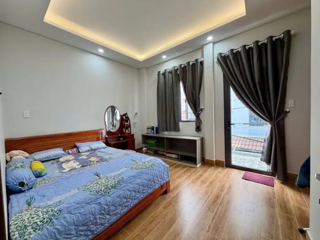 Main-Bán nhà tân phú - luỹ bán bích, 5x11, giáp trung tâm giá chỉ nhỉnh 6 tỷ-5