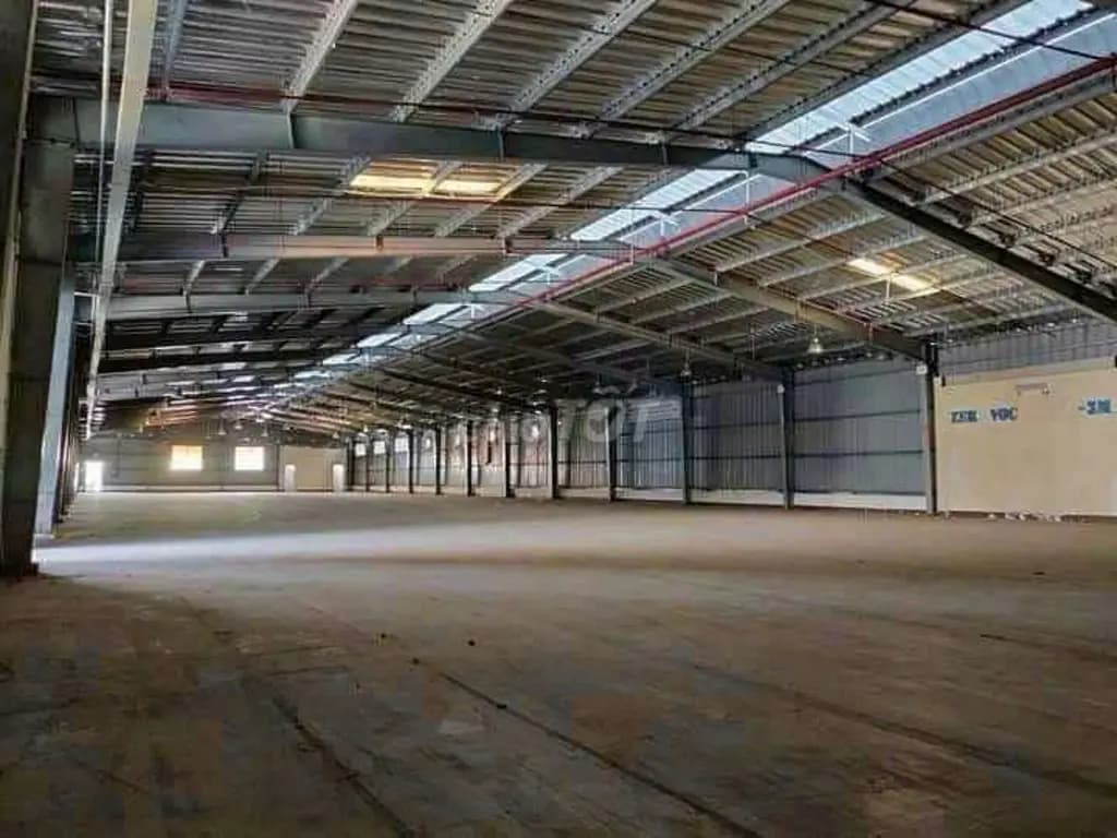 Main-cho thuê nhà xưởng 1300m2 giá thuê 60 triệu/ tháng-2