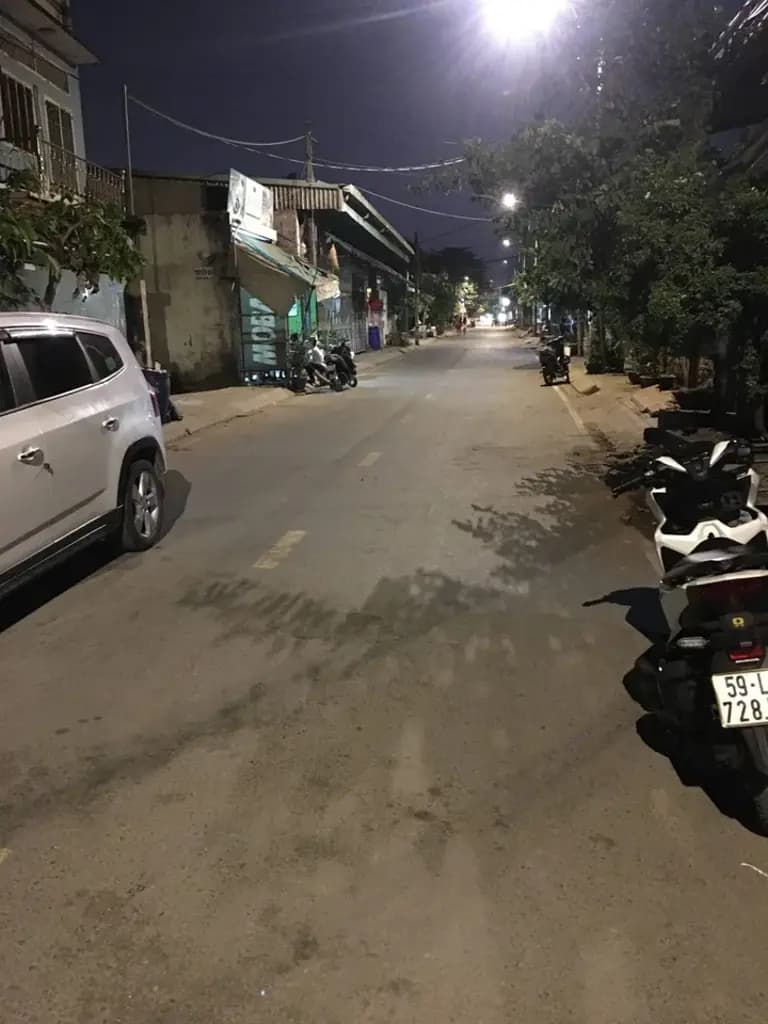 Bán nhà 400m² có sẵn 260m² thổ cư ngang 11.2m giá 27 tỷ tại Đường Hưng Lân Xã Bà Điểm