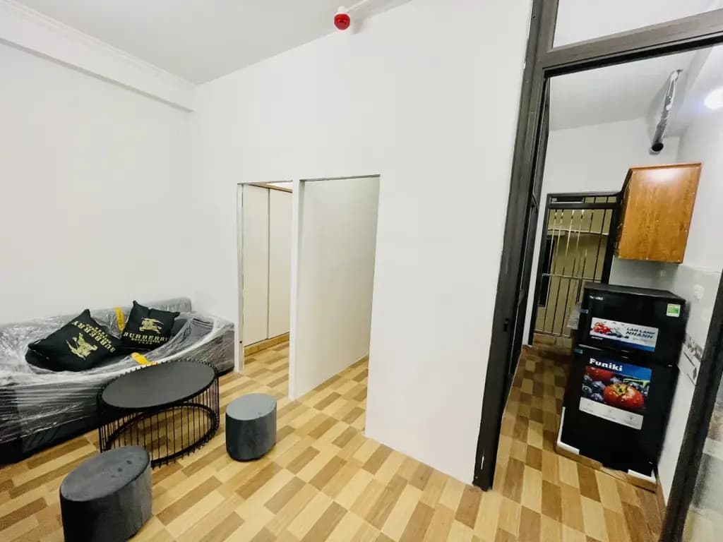 Main-Cho Thuê Căn 2PN 1PK giá rẻ 7tr cực đẹp Ngõ 124 Hoàng Ngân-1