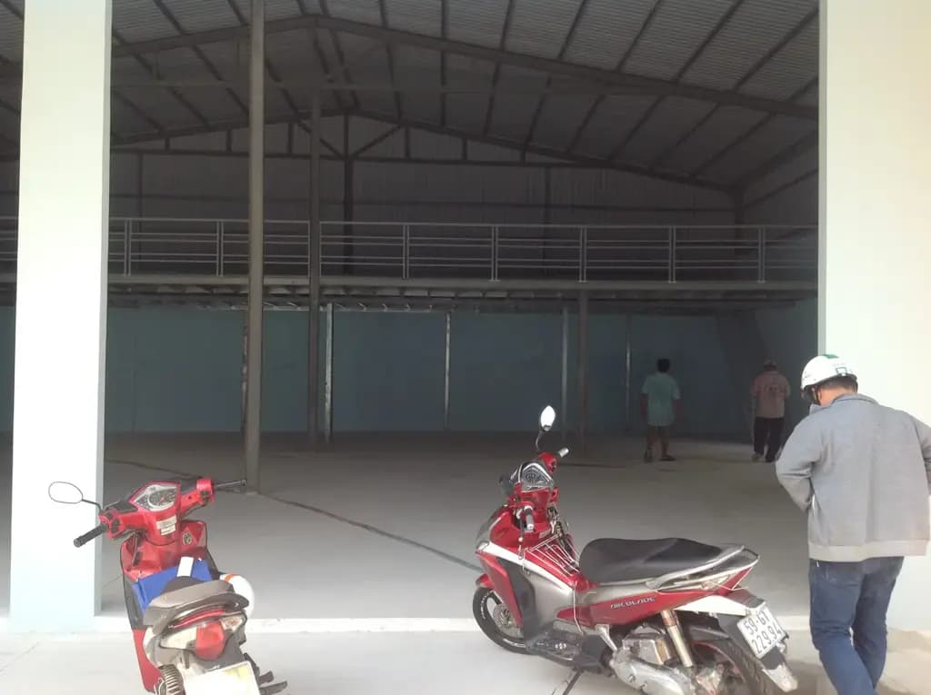 Main-Nhà xưởng cho thuê hà huy giáp ngã tư ga, thạnh xuân quận 12 dt: 500m giá 32 triêu/tháng lh: 0908561228-1