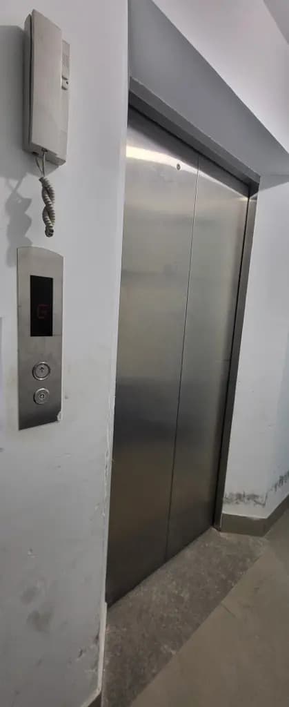 Main-Phòng đẹp, thang máy, gác, cửa sổ, tiện ích, an toàn PCCC, Lê Lai P.Hạnh Thông (P3 Gò Vấp cũ) TPHCM-6