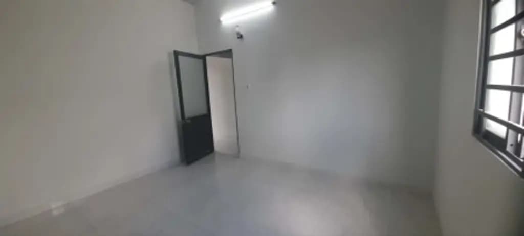 Main-BÁN NHÀ 5M X 14M HẺM XE HƠI GẦN CHỢ BÌNH CHÁNH-4