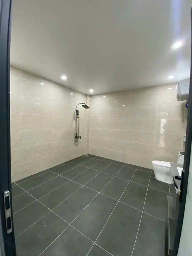 Main-N4563. CHO THUÊ NHÀ Mặt Đường Nhánh Văn Cao - Hải Phòng 6 ngủ full đồ-4