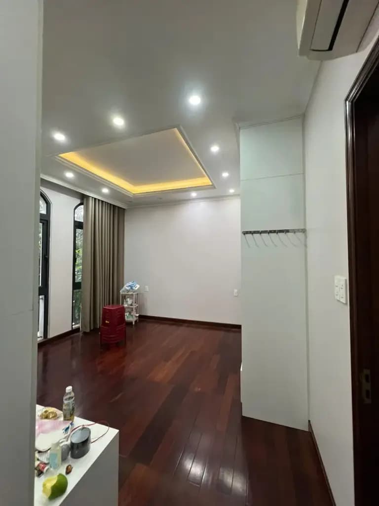 Main-VH190. Cho thuê nguyên căn tại Vinhomes Imperial Cực Đẹp-6