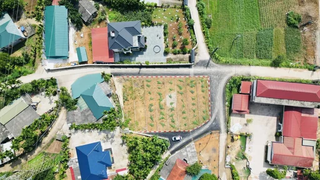 Main-💎 ĐẤT NỀN 2 MẶT TIỀN – VIEW SÔNG ĐÀ CỰC HIẾM TẠI TRUNG TÂM TP. HÒA BÌNH! 🌊 💰 Chỉ từ 6xx TRIỆU/LÔ – Sổ đỏ trao tay – Nhận nền xây dựng ngay!-2