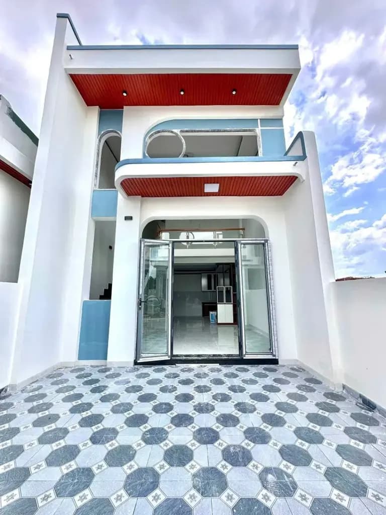 NHÀ 1 TRỆT 1 LỬNG NGAY ỦY BAN PHƯỜNG TÂN TRIỀU-SỔ RIÊNG THỔ CƯ 400TR NHẬN NHÀ
