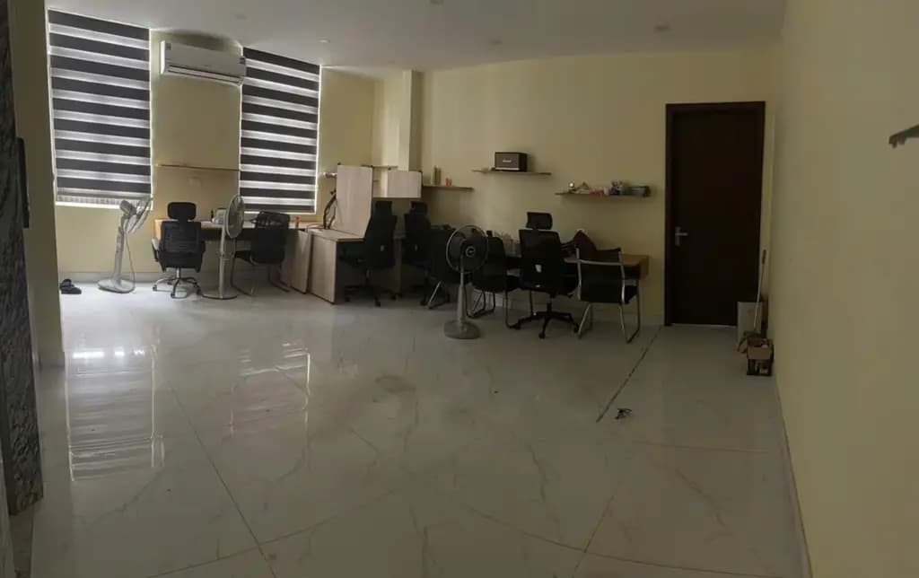 Main-CC CHO THUÊ THEO TẦNG HOẶC MẶT BẰNG KD - KHU ĐG SÂN BÓNG MẬU LƯƠNG KIẾN HƯNG - XA LA HÀ ĐÔNG HN.-3