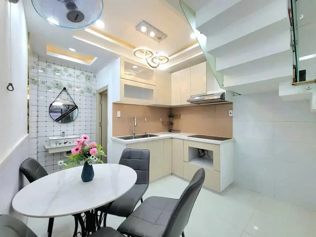 Main-Duy nhất nhà Nguyễn Biểu P1 Q5- 29.6m2 -3PN - 2 tỷ 790 -Sổ hồng riêng - gần ngã 6 Cộng Hoà-4