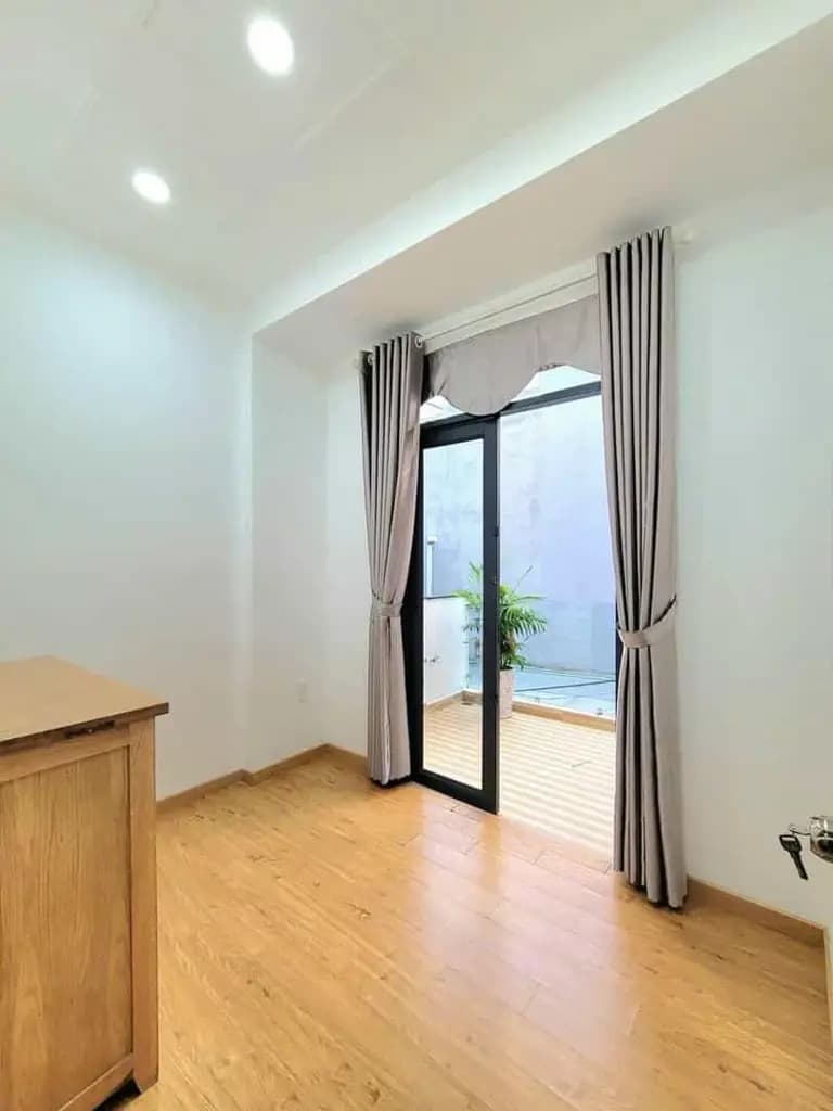 Main-Duy nhất nhà Nguyễn Biểu P1 Q5- 29.6m2 -3PN - 2 tỷ 790 -Sổ hồng riêng - gần ngã 6 Cộng Hoà-3