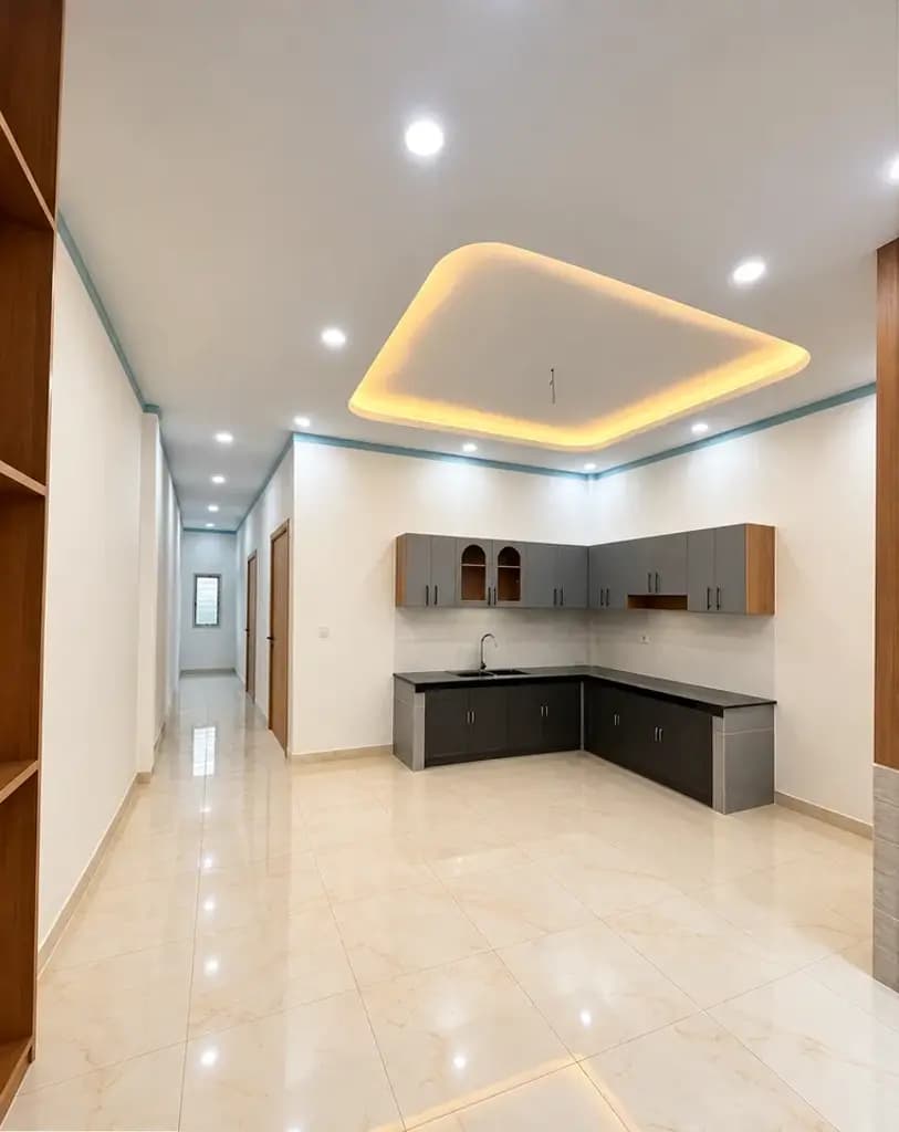 Main-Gia đình bán căn nhà ngay chợ Thánh Tâm sổ riêng thổ cư giá rẻ-1