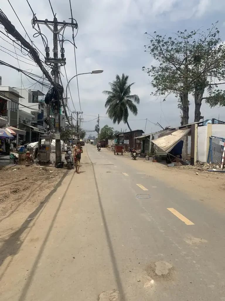 Main-Bán nhà riêng 146m vuông, 4PN, 2WC full nội thất chỉ nhỉn 6đ7-6