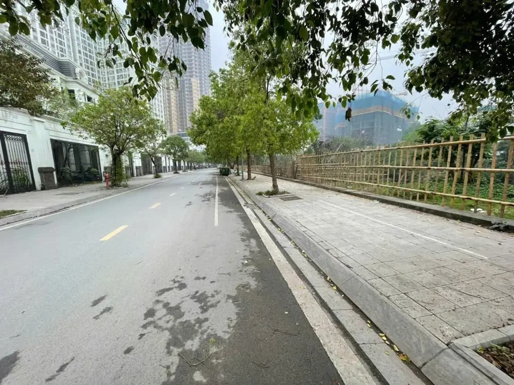 Main-Cho thuê nhà liền kề 90m² x 4 tầng, lô góc vườn hoa khu Hải Phát Roman LH 0963989690-2