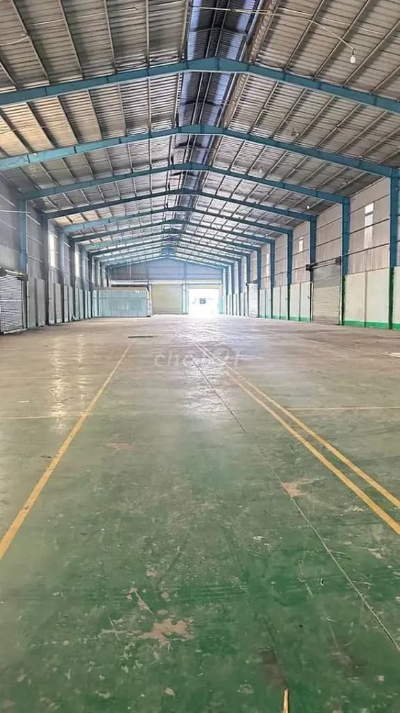 Xưởng Thuận An giáp Sài Gòn 2200m2 đường cont sẵn văn phòng 3fa sx