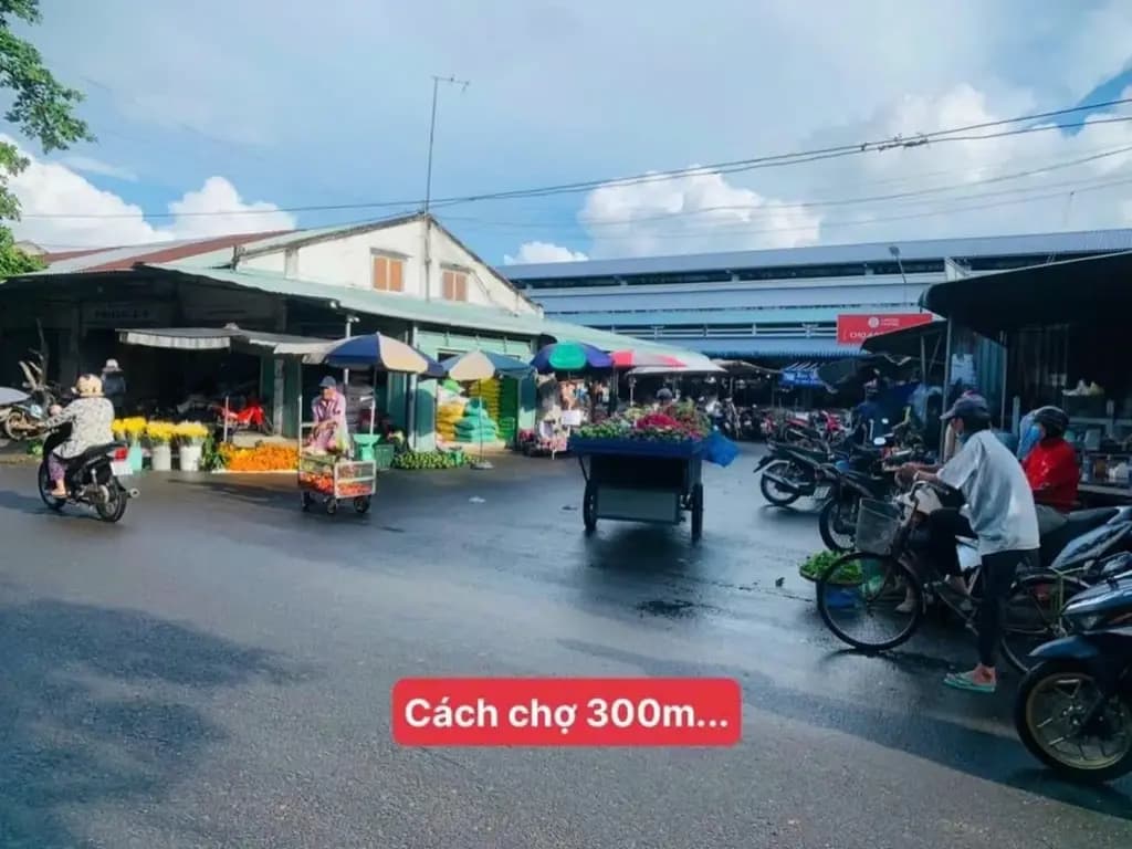 Main-CẦN TIỀN BÁN GẤP 1020M2 ĐẤT SỔ RIÊNG NGAY KCN GẦN CHỢ DÂN ĐÔNG. GIÁ 430TR-4