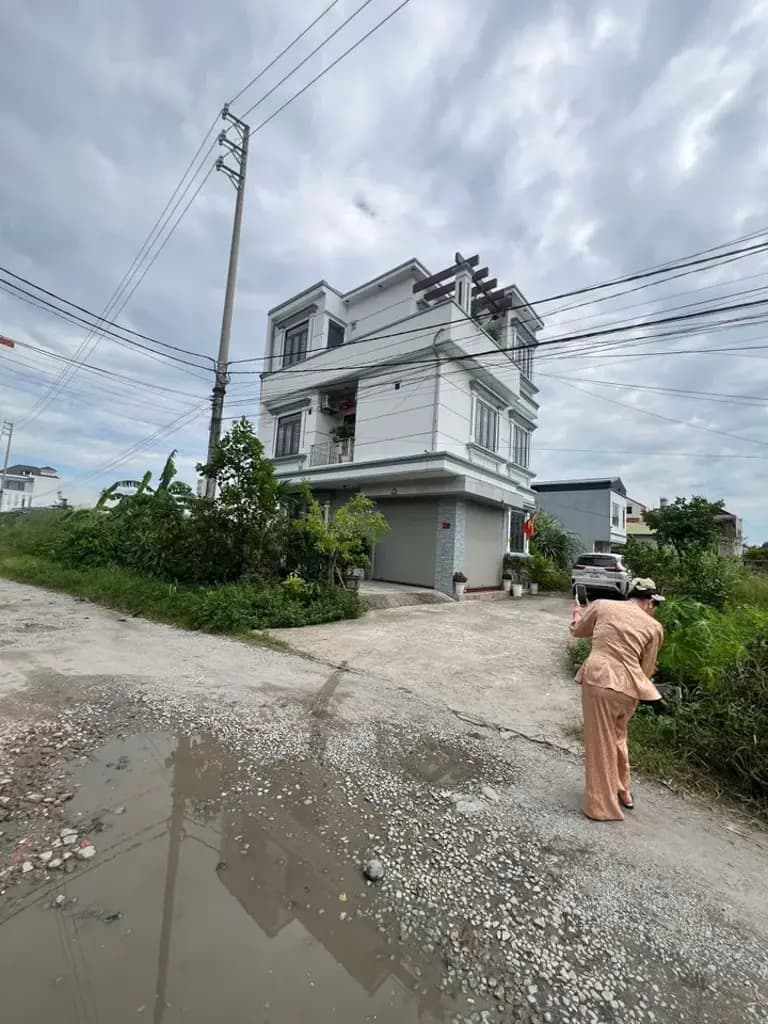 Bán Đất 62m2 có sẵn 62 m2 thổ cư giá 1.75 tỷ tại Phường Cẩm Sơn Thành phố Cẩm Phả Quảng Ninh