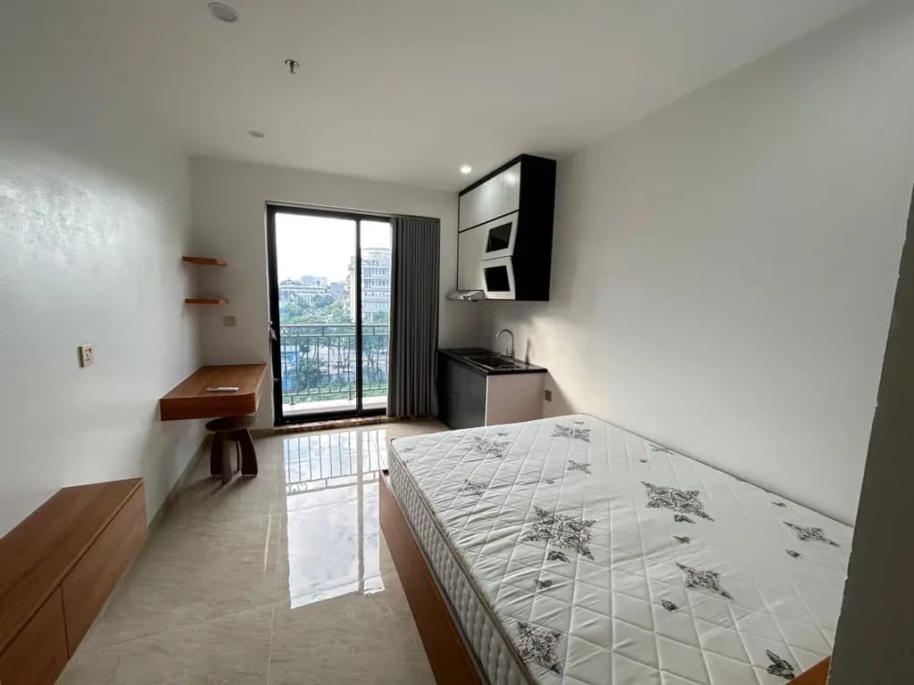Main-TÒA CHDV MỚI – 29 PHÒNG KHÉP KÍN, FULL ĐỒ - 8 TẦNG 1 HẦM - CHỈ 150TR 📍 Vị trí: Nam Từ Liêm – đường thông thoáng, giao thông thuận tiện, tiện ích đầy đủ. 🏗️ Quy mô: 200m² × 8 tầng • T1: Sảnh lễ tân • T2–8: 29 phòng → 28 Studio + 1 phòng 1K1N 🛋️-6