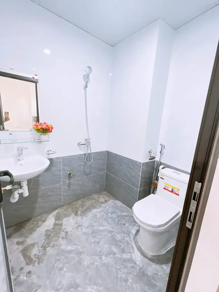 Main-Cho Thuê Ccmn đẹp 27m Full đồ giá rẻ 4tr8 cực đẹp Ngõ 603 Lạc Long Quân, Tây Hồ-4