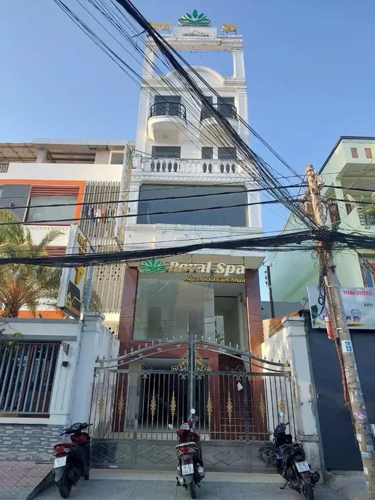 Main-CHO THUÊ NHÀ CÓ THANG MÁY & HẦM ĐỂ XE - MẶT TIỀN ĐƯỜNG NGUYỄN THỊ MINH KHAI CẦN THƠ-0
