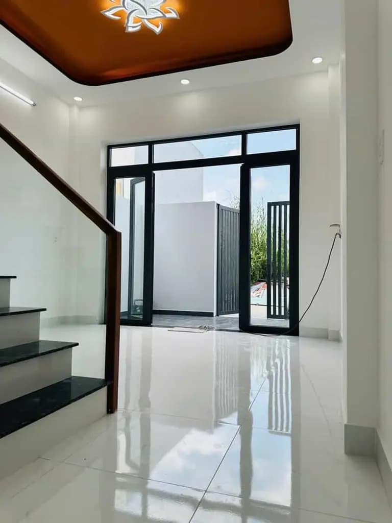 Main-BÁN NHÀ ĐẸP 3 TẦNG – ĐƯỜNG XE HƠI 9M – GẦN PHIM TRƯỜNG LONG THUẬN-4