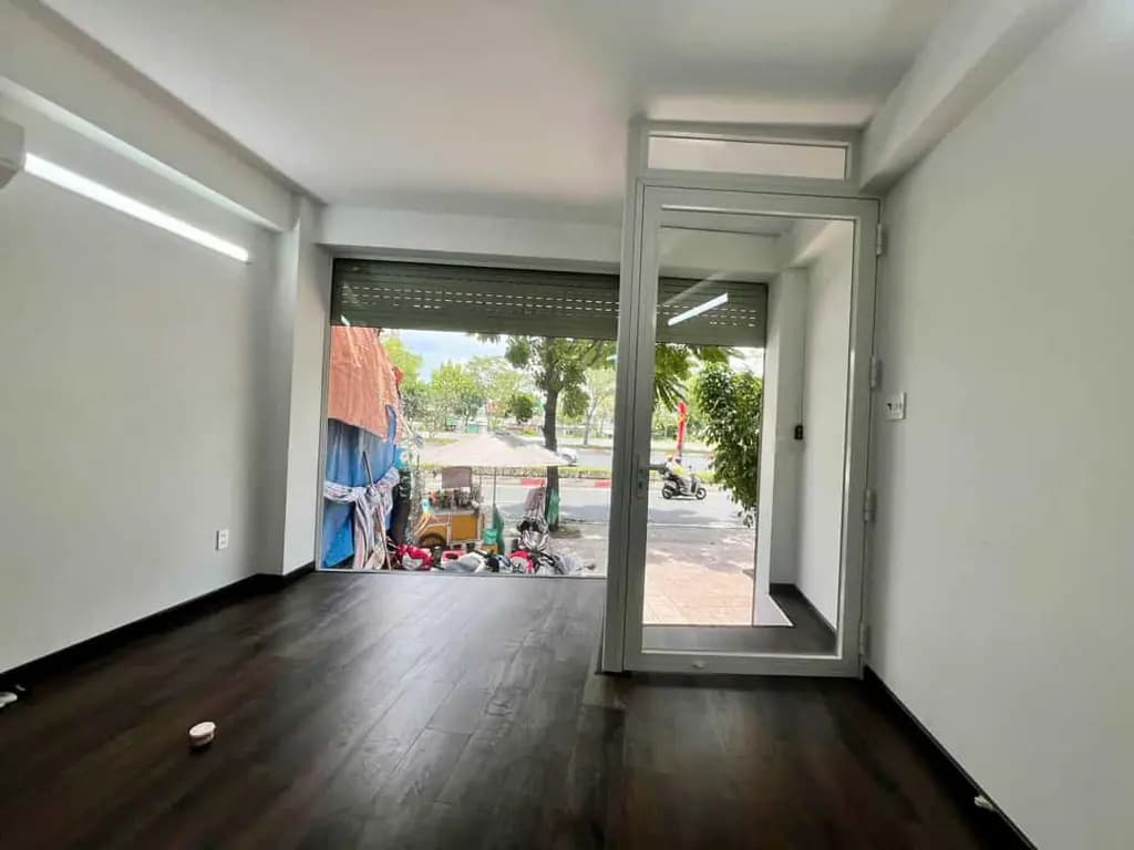 Main-CHO THUÊ NHÀ 5 TẦNG MỚI 180M² - MT PHẠM VĂN ĐỒNG (P. HIỆP BÌNH CHÁNH) GIÁ 25TR-2