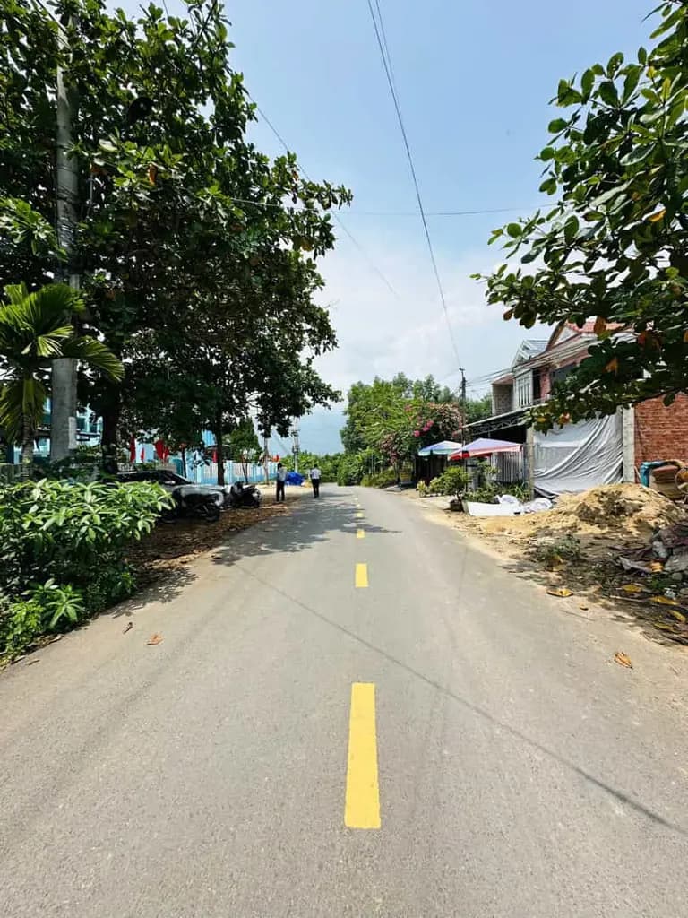 Main-Chủ cần tiền cắt lỗ lô MT Kinh Doanh đường nhựa 10m5 Đối Diện Trường Tiểu Học Hoà Vang-1