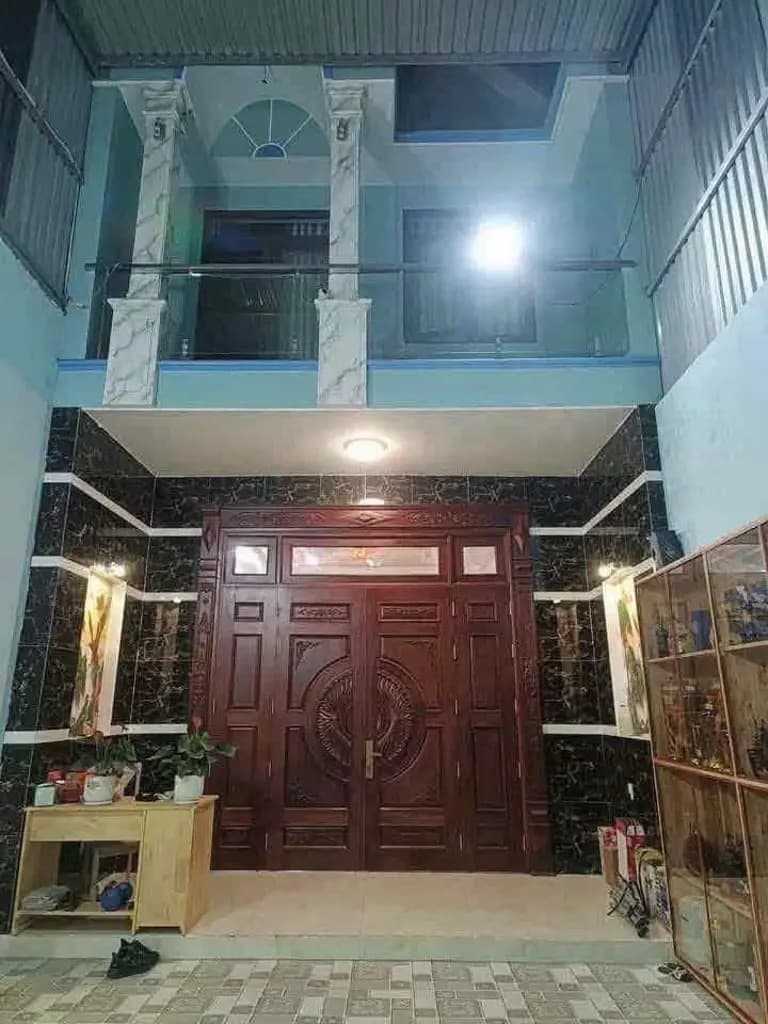 Main-Bán Gấp Căn Nhà Lầu Trệt ,Diện Tích Khủng Tân Vĩnh Hiệp Tân Uyên-1