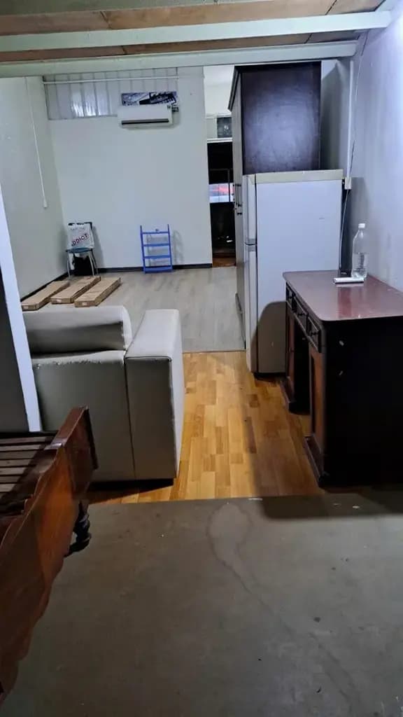 Main-📍 Chính chủ cho thuê căn hộ 40m2, B13 tập thể Kim Liên, Hà Nội-1
