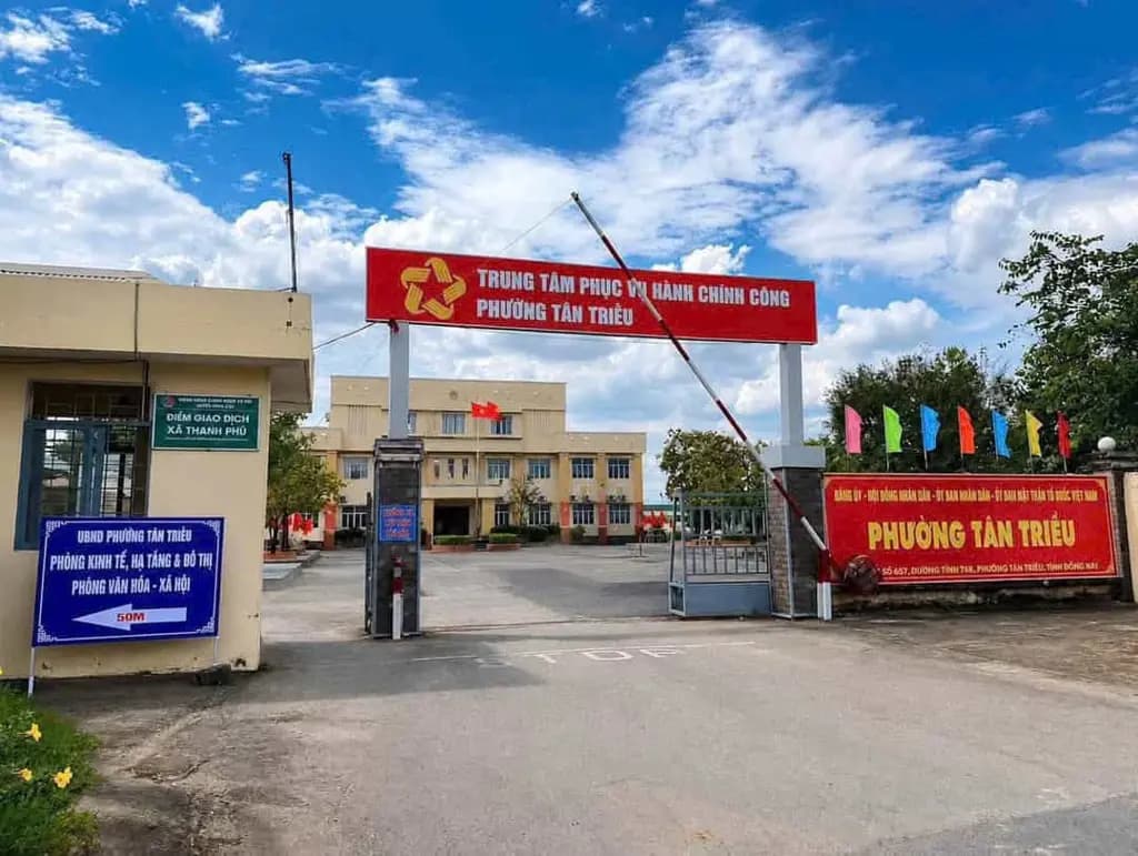 Bung Ra 6 Lô Đất Mặt Tiền Hương Lộ 15 Từ CĐT Giá F0 Chưa Đầu Tư