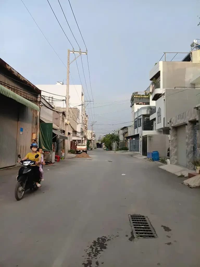 Cho thuê Kho, nhà xưởng 200m2 giá 15 triệu tại đường Tam Bình Phường Tam Phú Quận Thủ Đức TP. Hồ Chí Minh