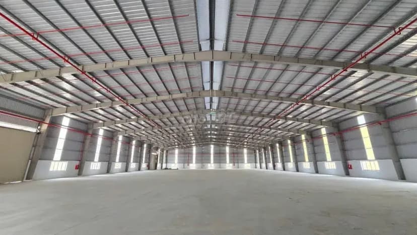 Xưởng 3200m2 Ngay KCN Nam Tân Uyên PCCC tự động , G.tờ đầy đủ ,S.X 24h
